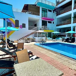 Hotel Paloma Del Mar